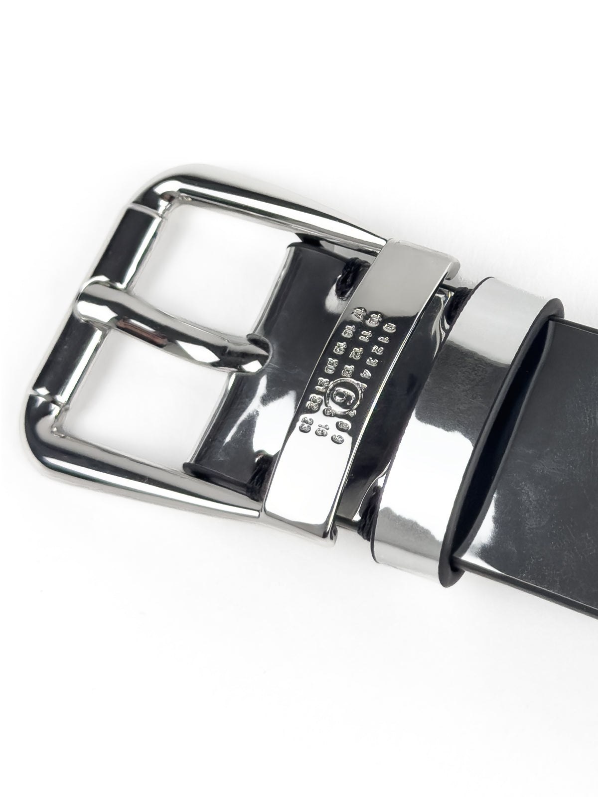 Mirror-Effect Metallic Silver Belt